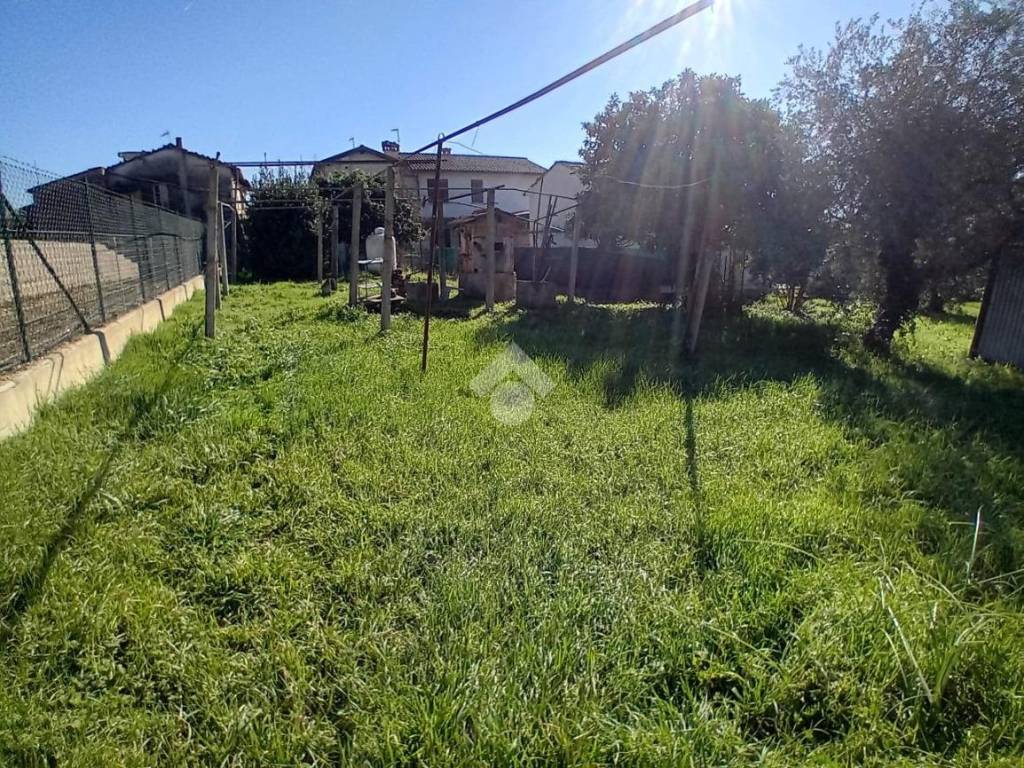 Terreno a Terni in Strada del Cerqueto - Foto 2