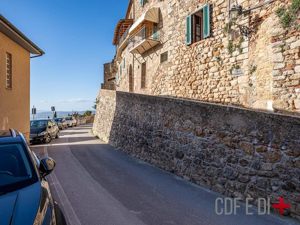 Appartamento a Gavorrano in Via Giuseppe Bandi - Foto 3