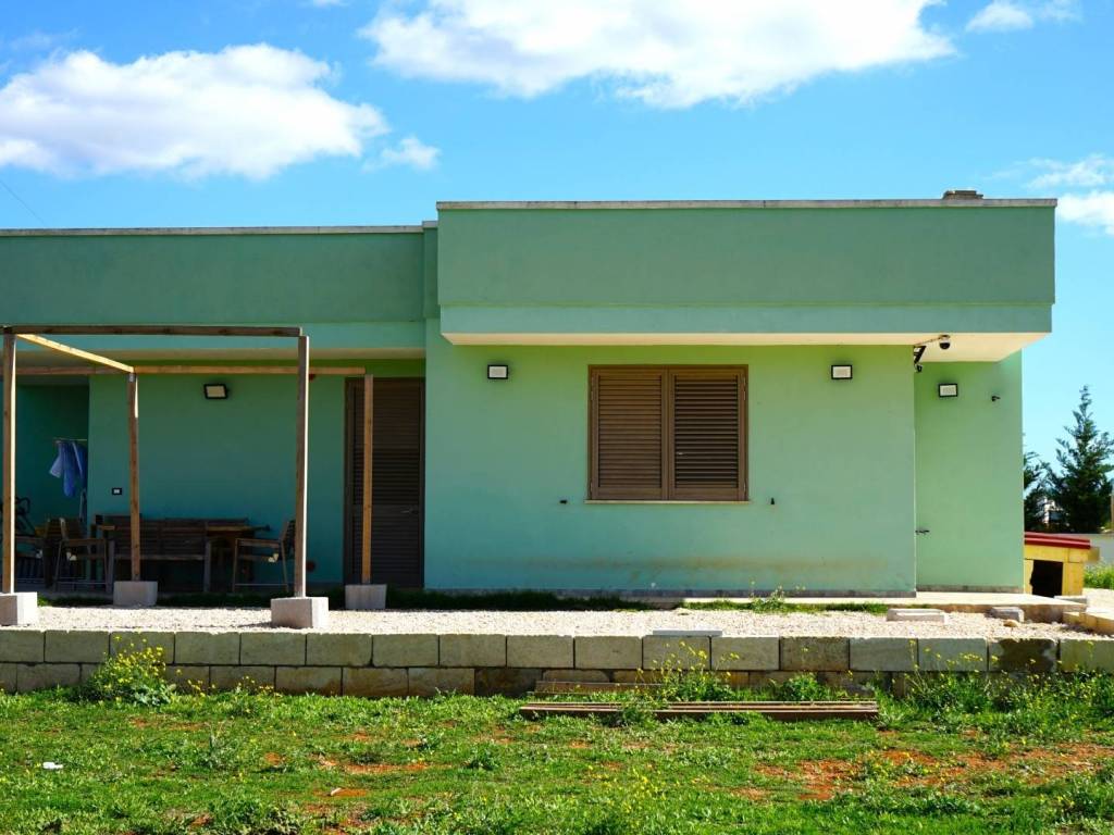 Villa a Poggiardo in Via vecchia Poggiardo-Surano - Foto 4
