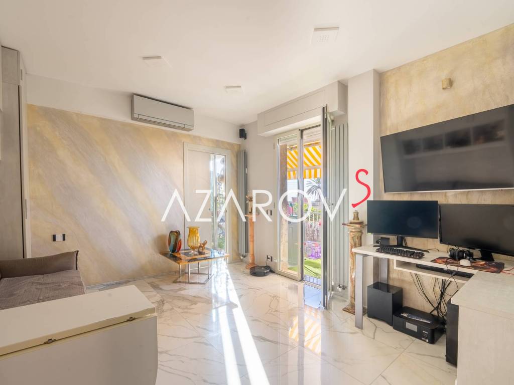 Appartamento a Bordighera in Via Grado, 15 - Foto 2