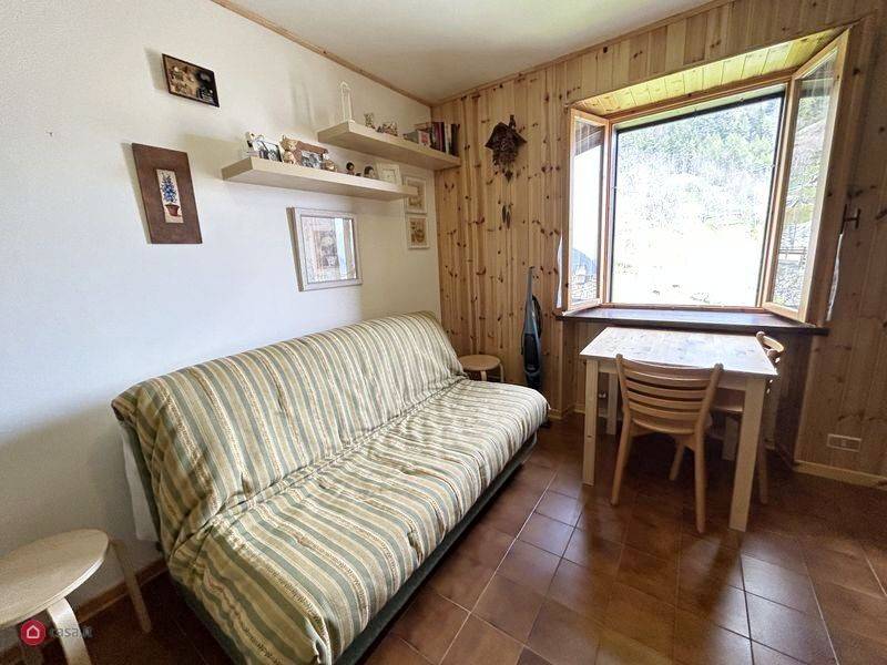 Appartamento a Champorcher in Frazione Castello, 63 - Foto 2