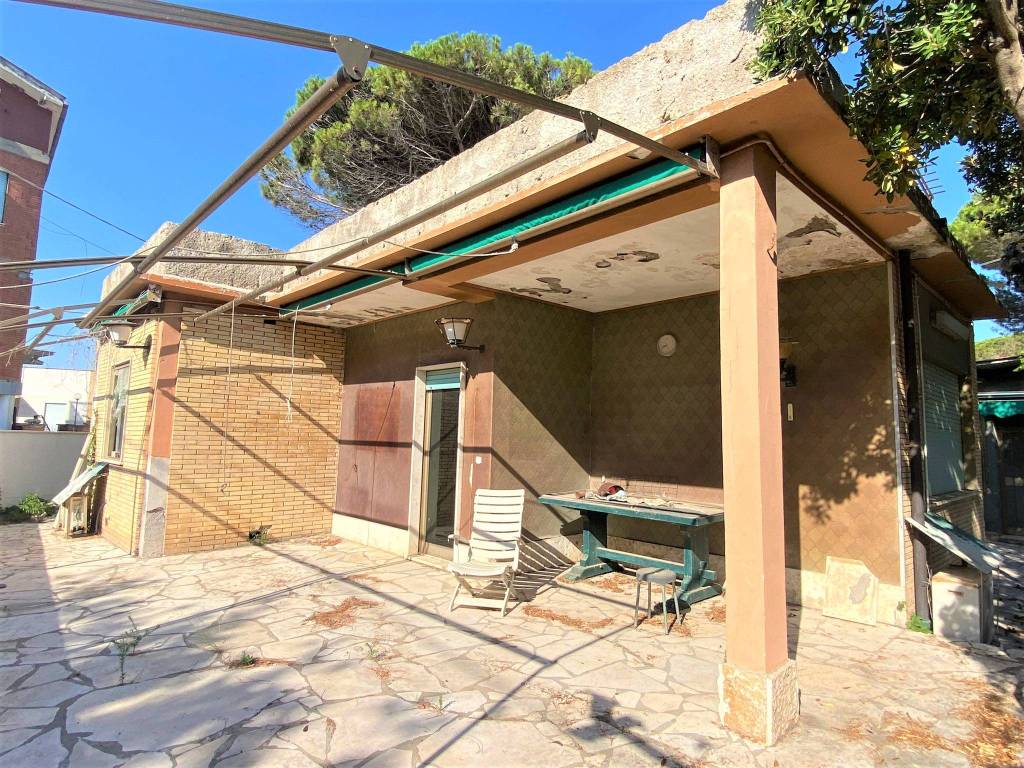 Appartamento a Tarquinia in Via Ugo Neri - Foto 5