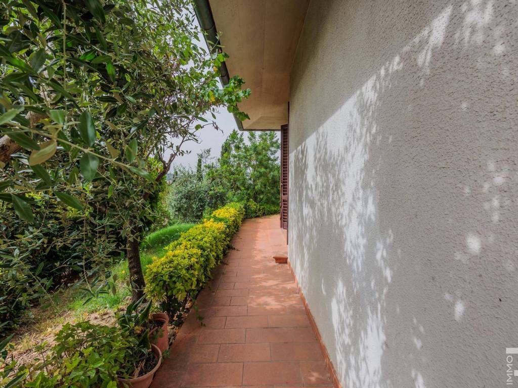 Villa a Poggibonsi in Via del Casalino - Foto 4