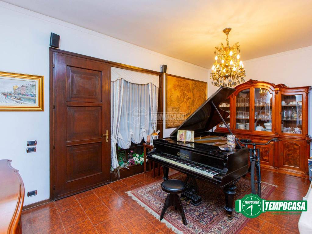 Villa a Castellanza in Via Tommaso Campanella 8 - Foto 4