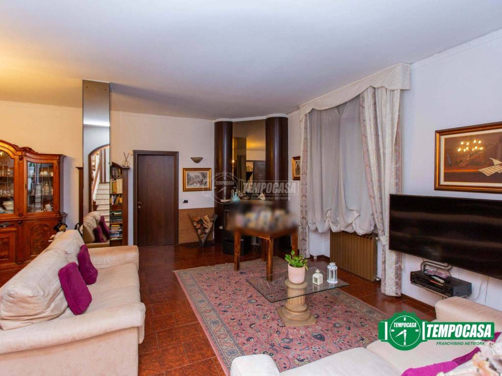 Villa a Castellanza in Via Tommaso Campanella 8 - Foto 5