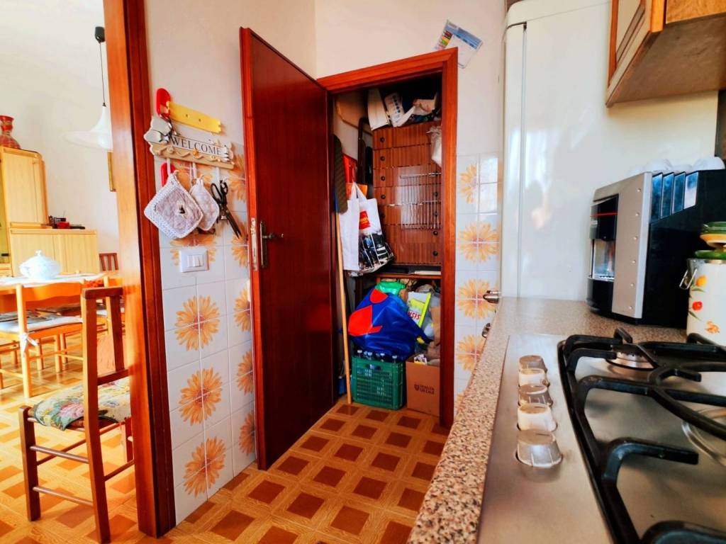 Appartamento a Rosignano marittimo in Via lombardia - Foto 4