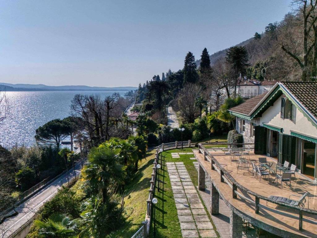 Villa a Belgirate in SS del Sempione 74 - Foto 2