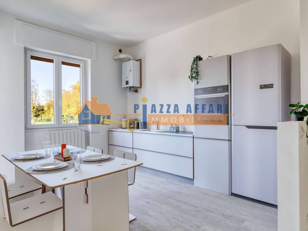 Appartamento a Besnate in Via Giuseppe Parini - Foto 4