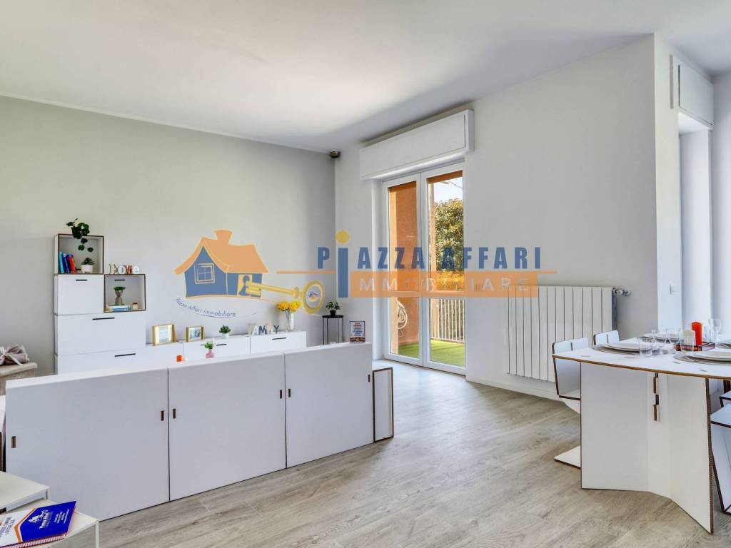 Appartamento a Besnate in Via Giuseppe Parini - Foto 5