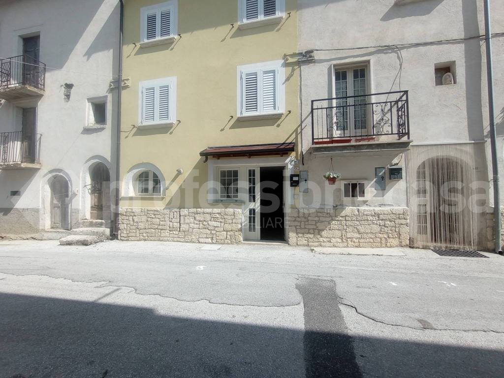 Casa indipendente a Ateleta in Colle Giovenchi - Foto 2