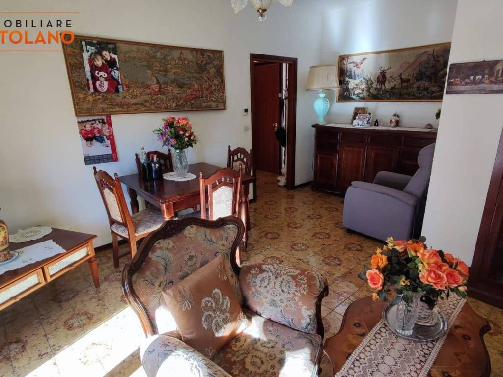 Appartamento a Monfalcone in Via Parini, 9 - Foto 4