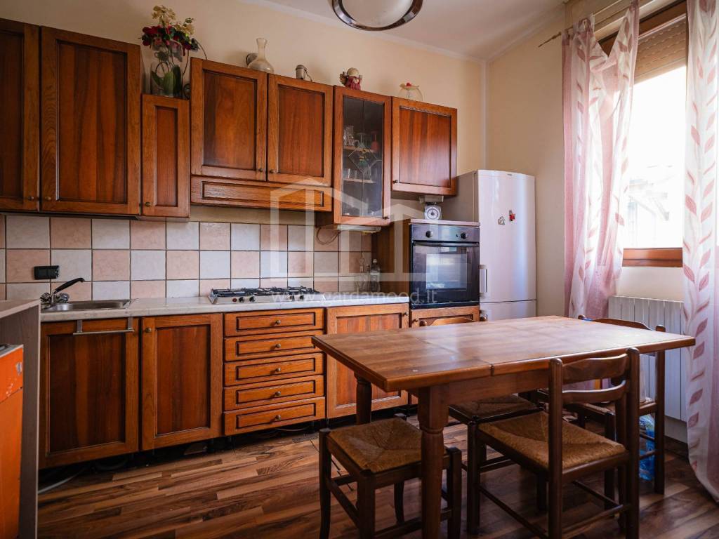 Villa a Castiglione delle stiviere in via Don Lorenzo Barzizza - Foto 4