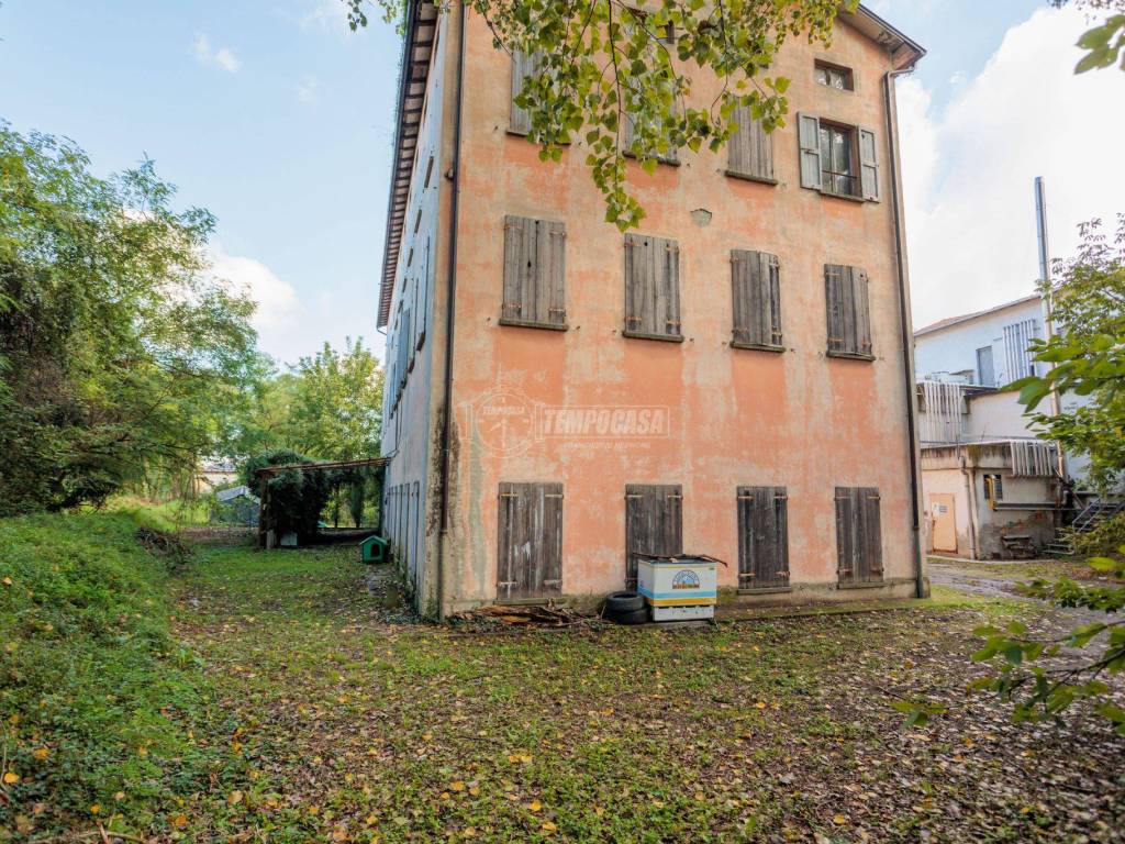 Palazzo / stabile a Collecchio in Via Valli 13 - Foto 4