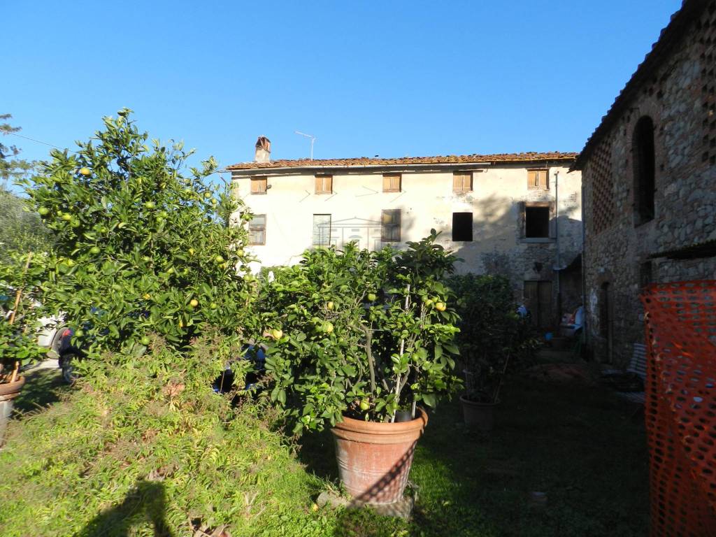 Rustico / casale a Lucca in Via di Palmata, 425 - Foto 4