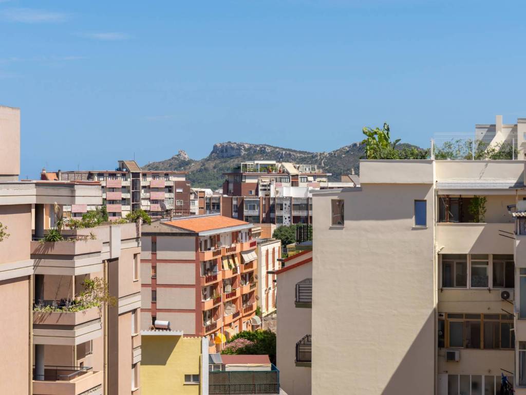 Attico / mansarda a Cagliari in Via dei Passeri - Foto 2