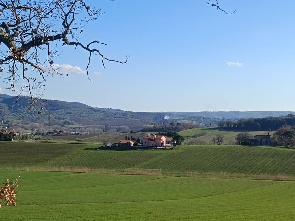 Villa a Castiglione del lago in Via dei Partigiani - Foto 5
