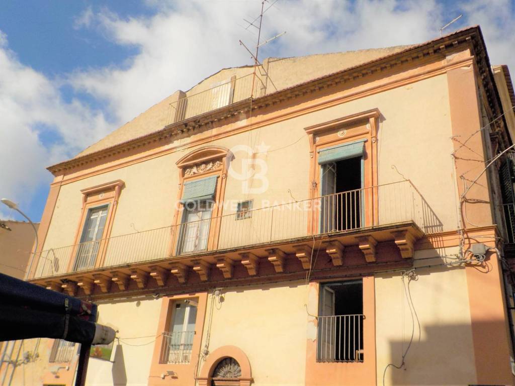 Palazzo / stabile a Ragusa in Via Generali Scrofani, 121 - Foto 4