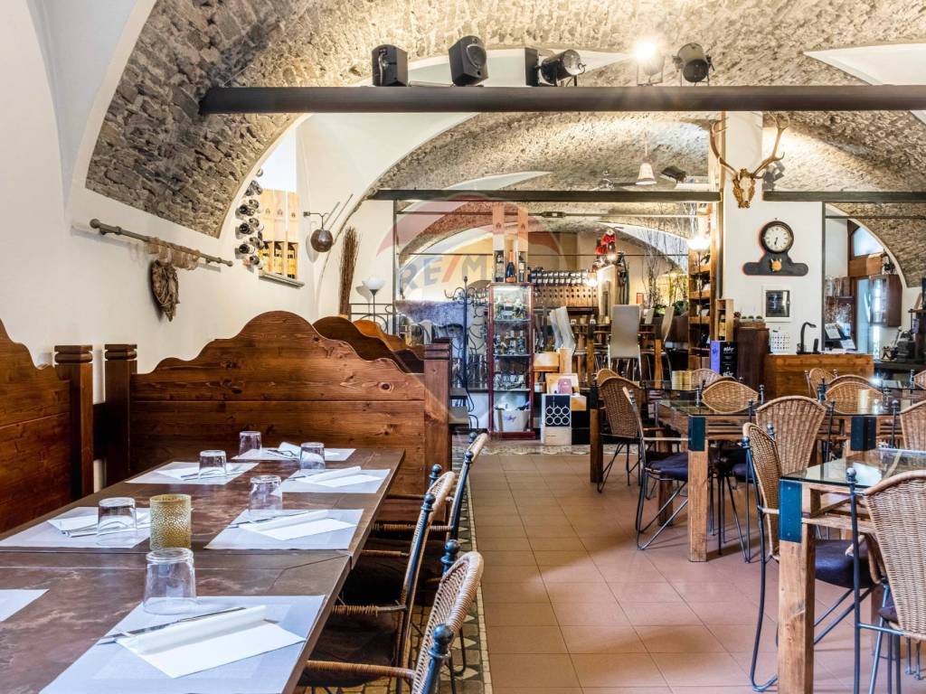 Palazzo / stabile a Domodossola in Piazza Arturo dell'Oro, 22 - Foto 5