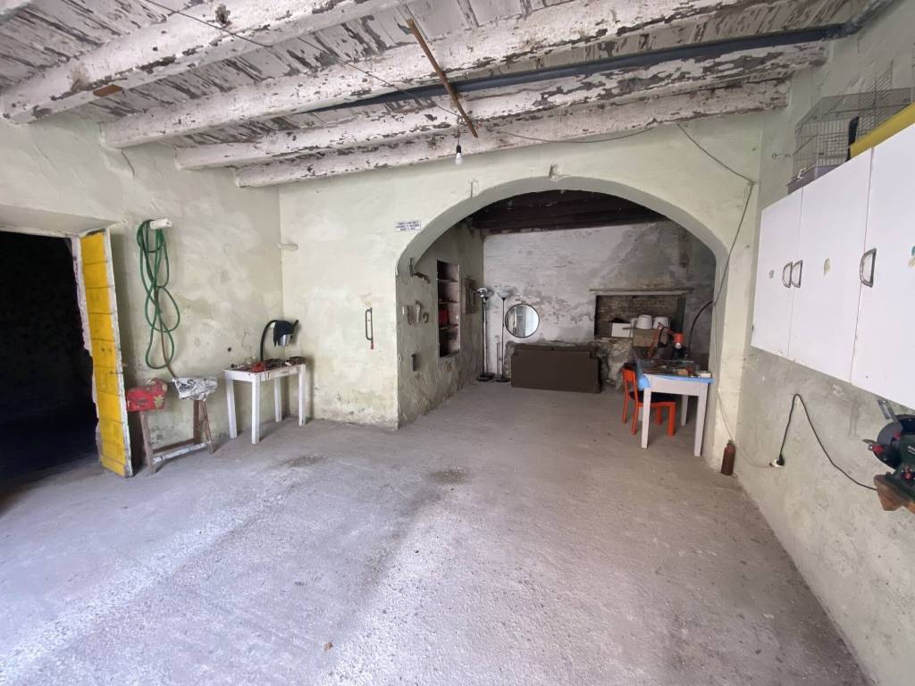 Box / garage a Loreto in VIA MONTEREALE VECCHIO - Foto 4