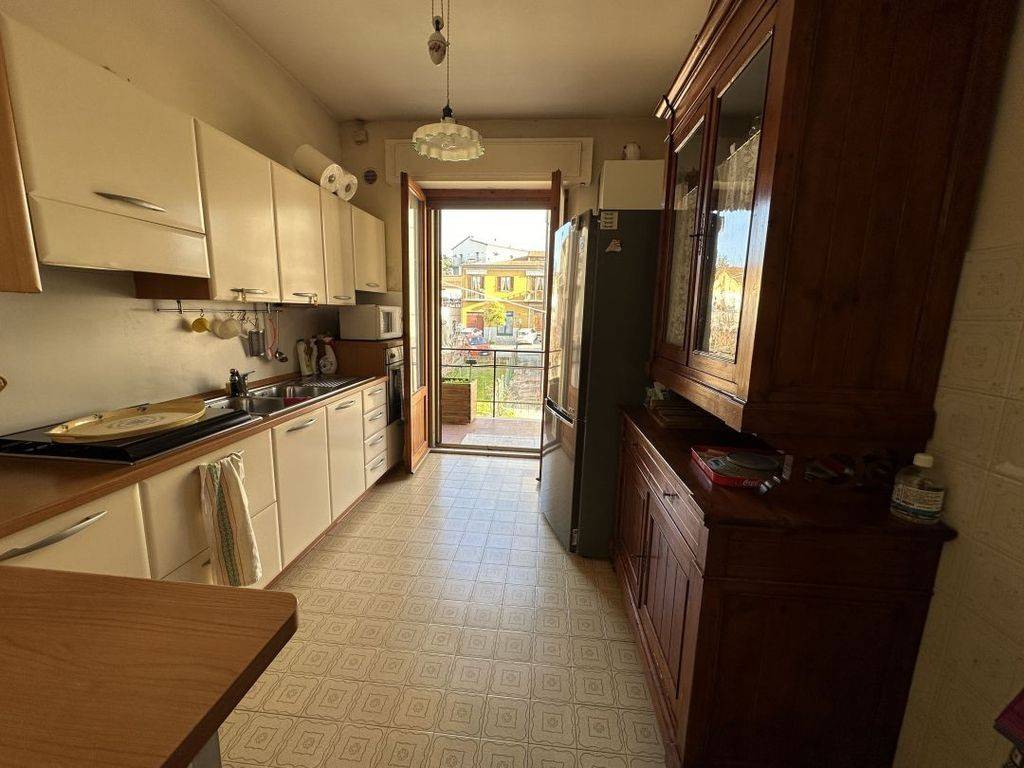 Appartamento a Castiglione del lago in Via Silvio Pellico, 1 - Foto 2