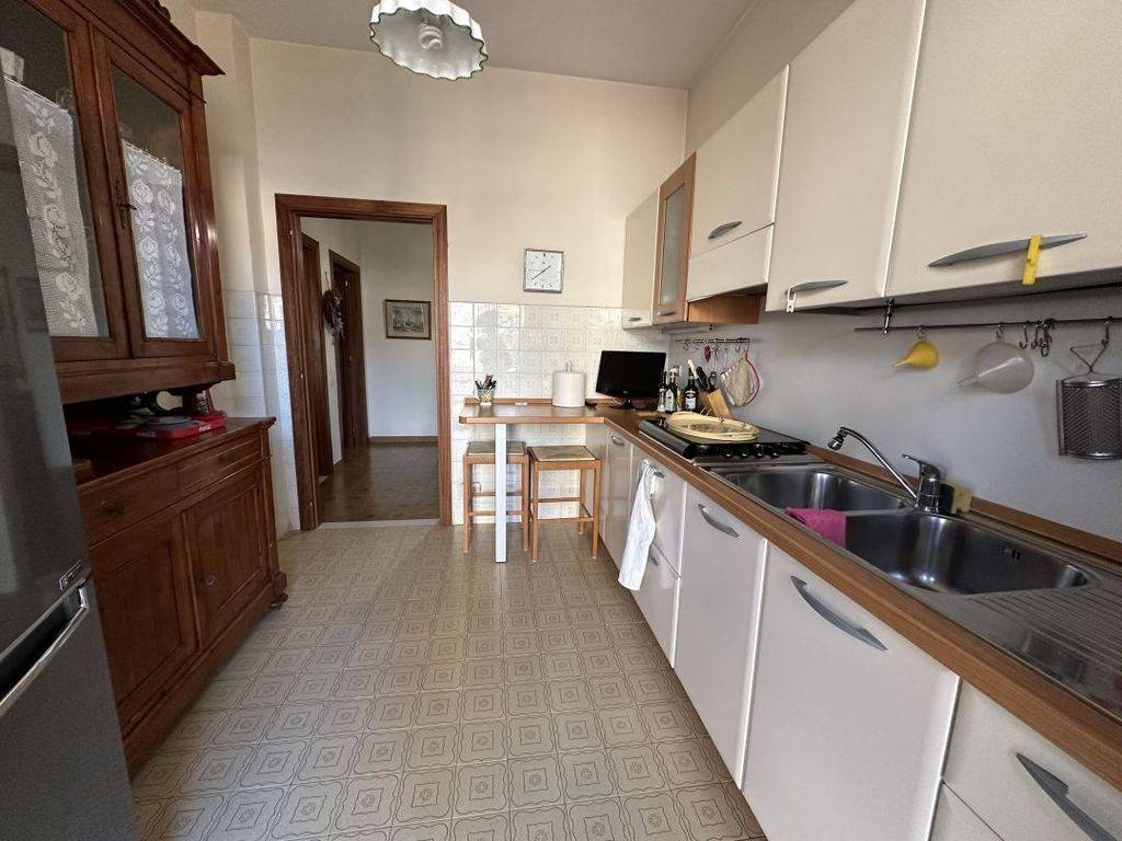 Appartamento a Castiglione del lago in Via Silvio Pellico, 1 - Foto 5