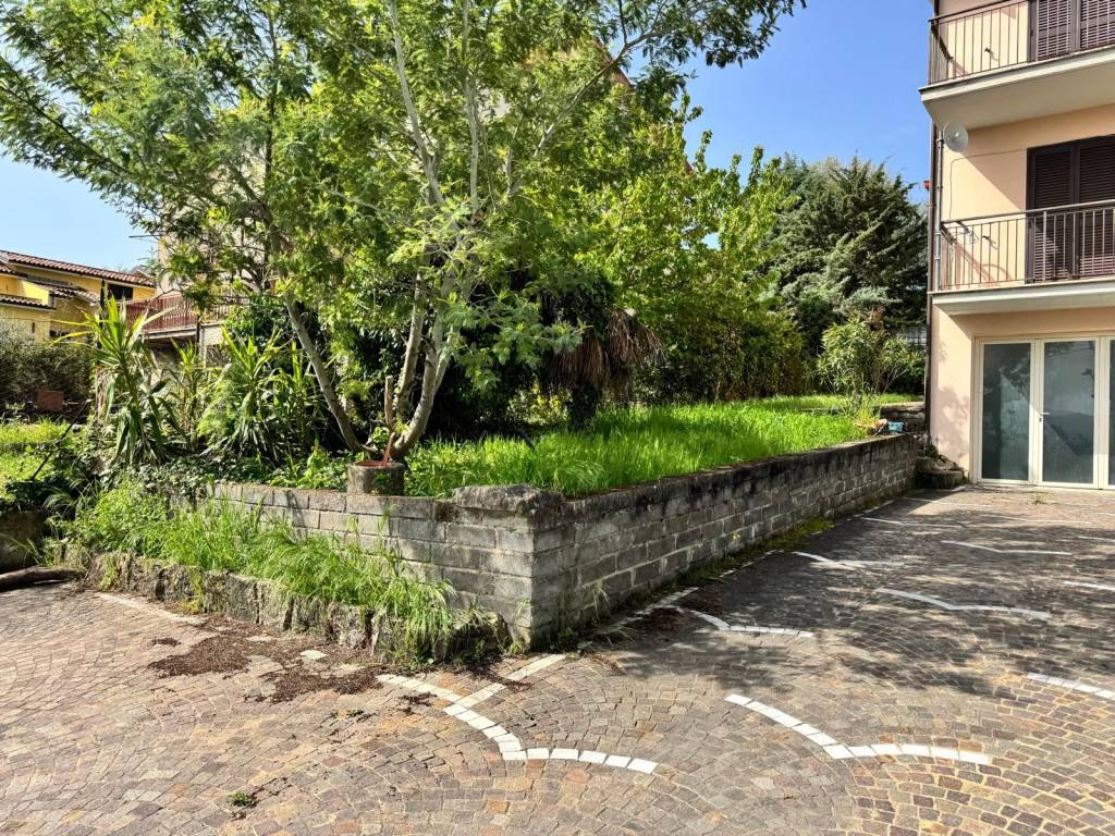 Villa a Poggio nativo in Via delle Mimose, 29 - Foto 3