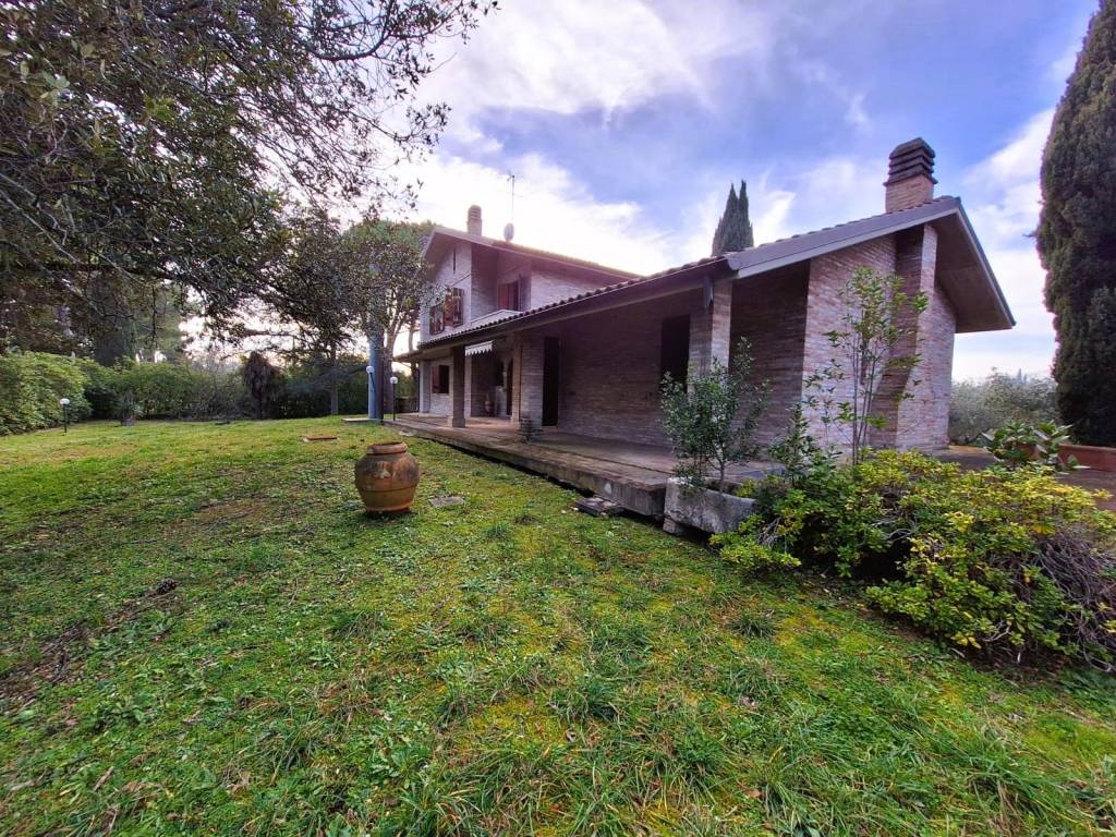 Villa a Fano in VIA BELGATTO , - Foto 2