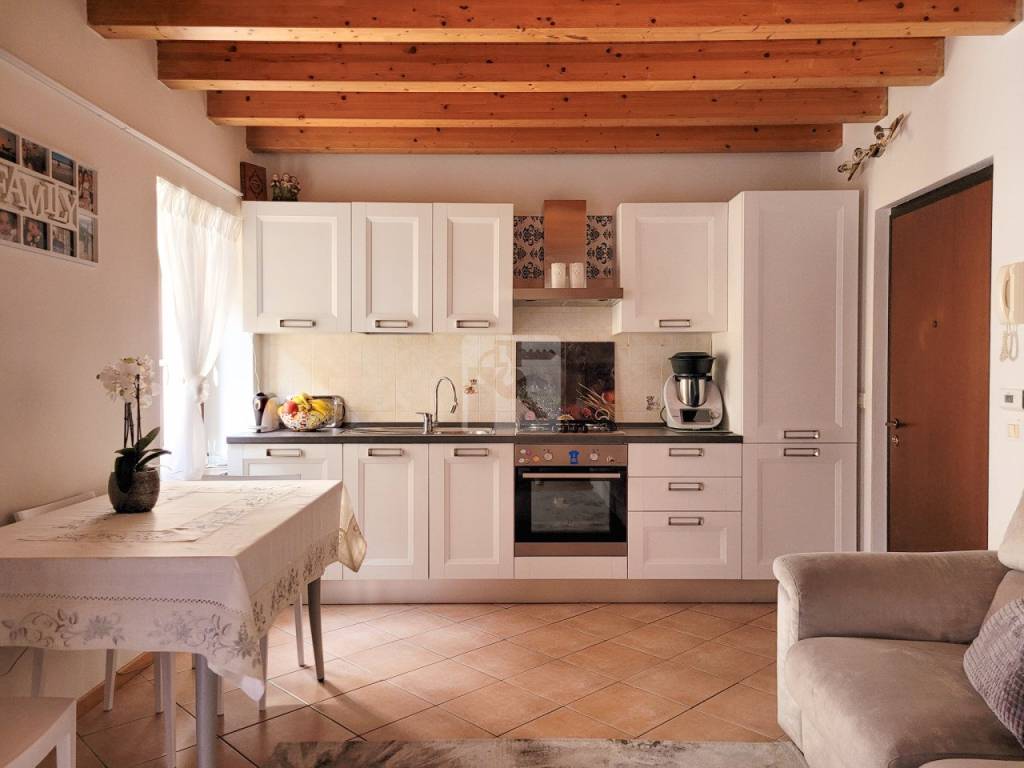 Appartamento a Arco in Via Porta Scaria - Foto 2