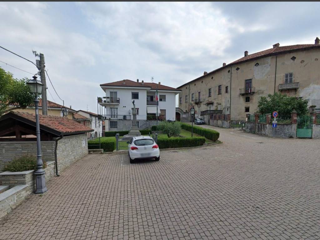 Palazzo / stabile a Alice castello in Piazza Castello, 6, 13040 Alice Castello VC, Italia - Foto 4