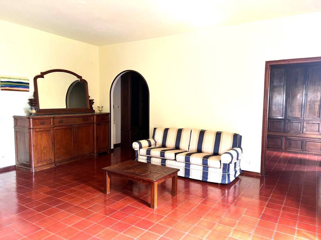 Villa a Camaiore in Via 2 Giugno - Foto 3