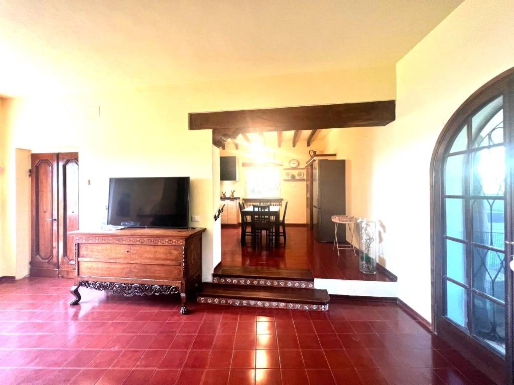 Villa a Camaiore in Via 2 Giugno - Foto 4