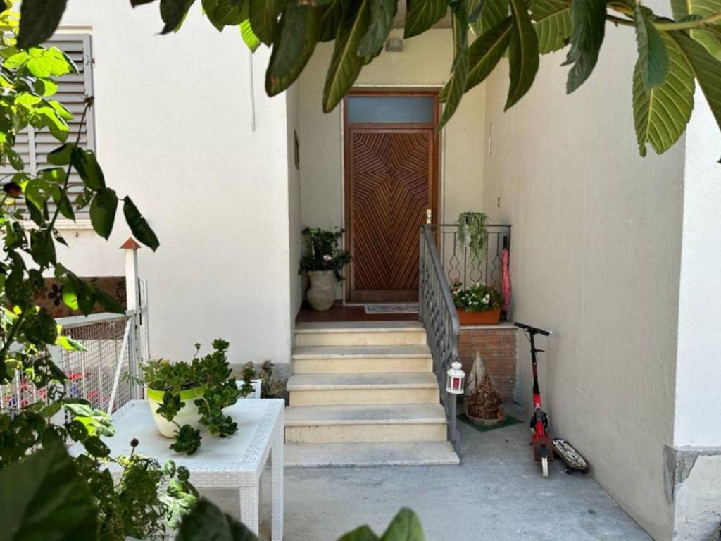 Villa a Alanno in Via Sant'Emidio - Foto 3