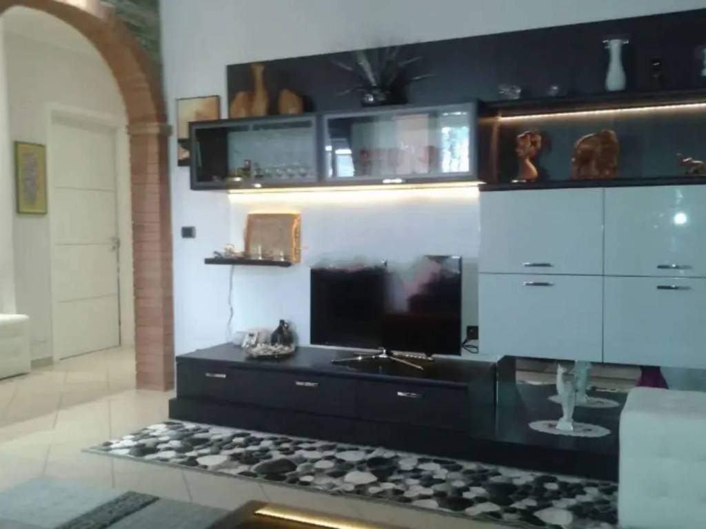 Appartamento a Arezzo in Via Ubaldo Pasqui - Foto 4