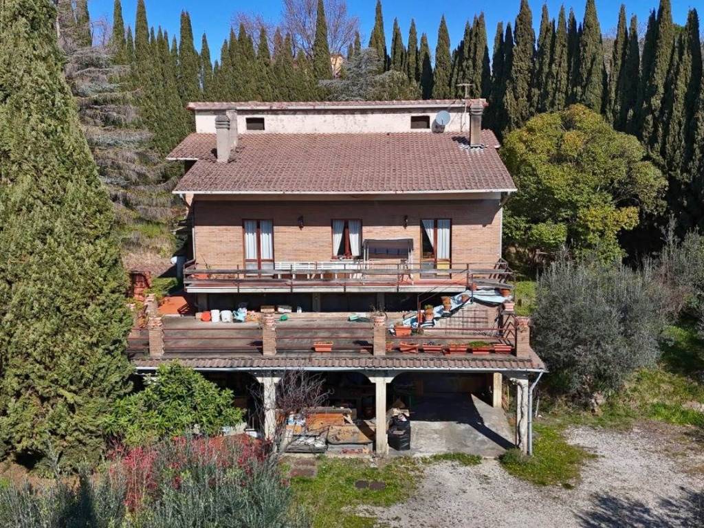 Villa a Assisi in Via della Pineta - Foto 2
