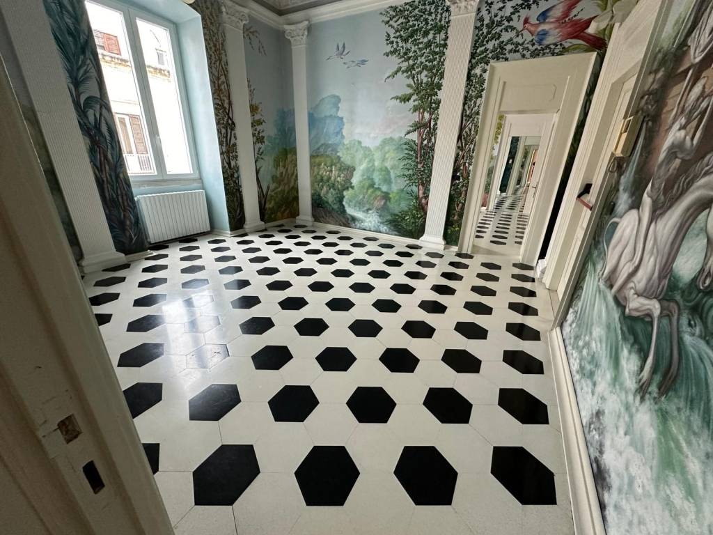 Palazzo / stabile a Trani in Corso Vittorio Emanuele II, 220 - Foto 2