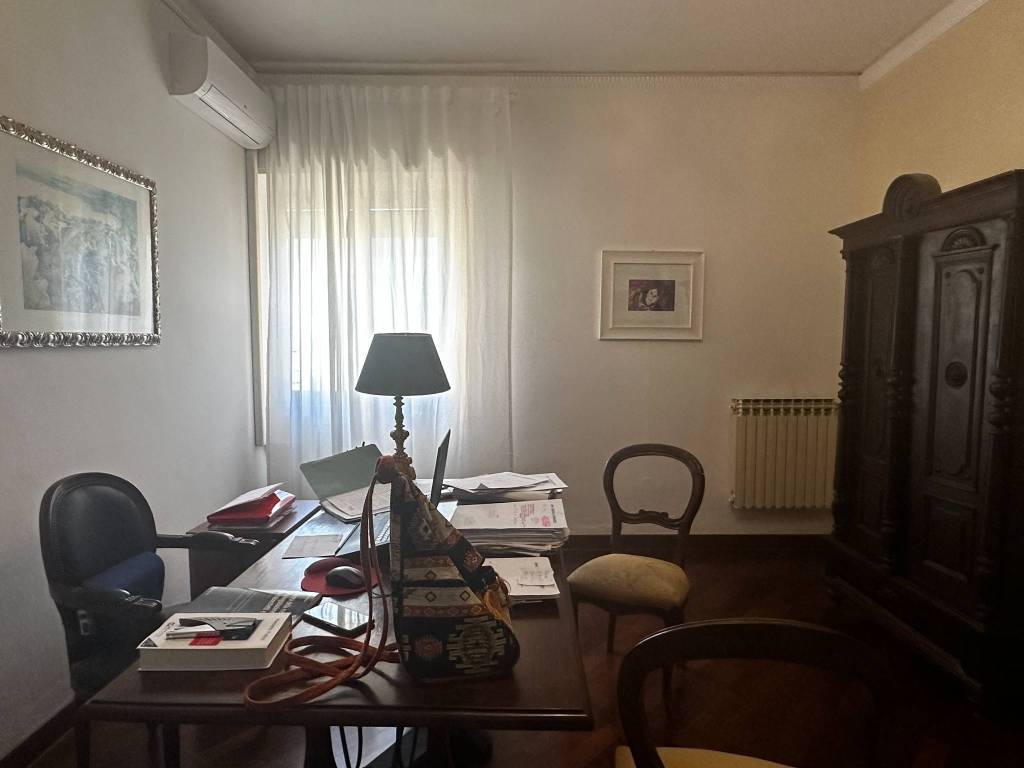 Appartamento a Caltanissetta in Via Sardegna, 17 - Foto 4
