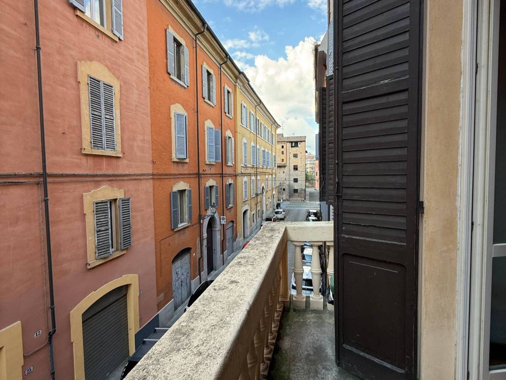 Appartamento a Modena in Via Nazario Sauro - Foto 2
