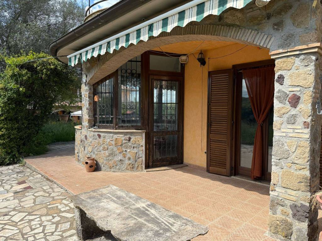 Villa a Capodimonte in Viale Sant'Antonio - Foto 2