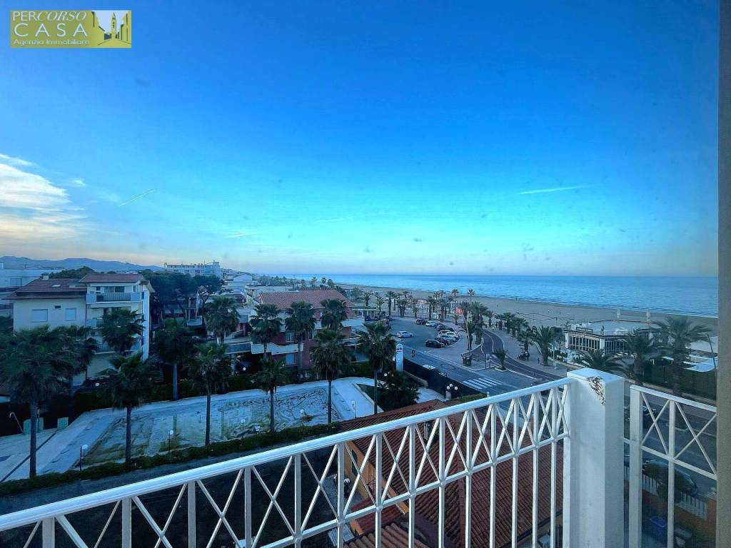 Appartamento a Tortoreto in LUNGOMARE SIRENA - FRONTE MARE - Foto 4