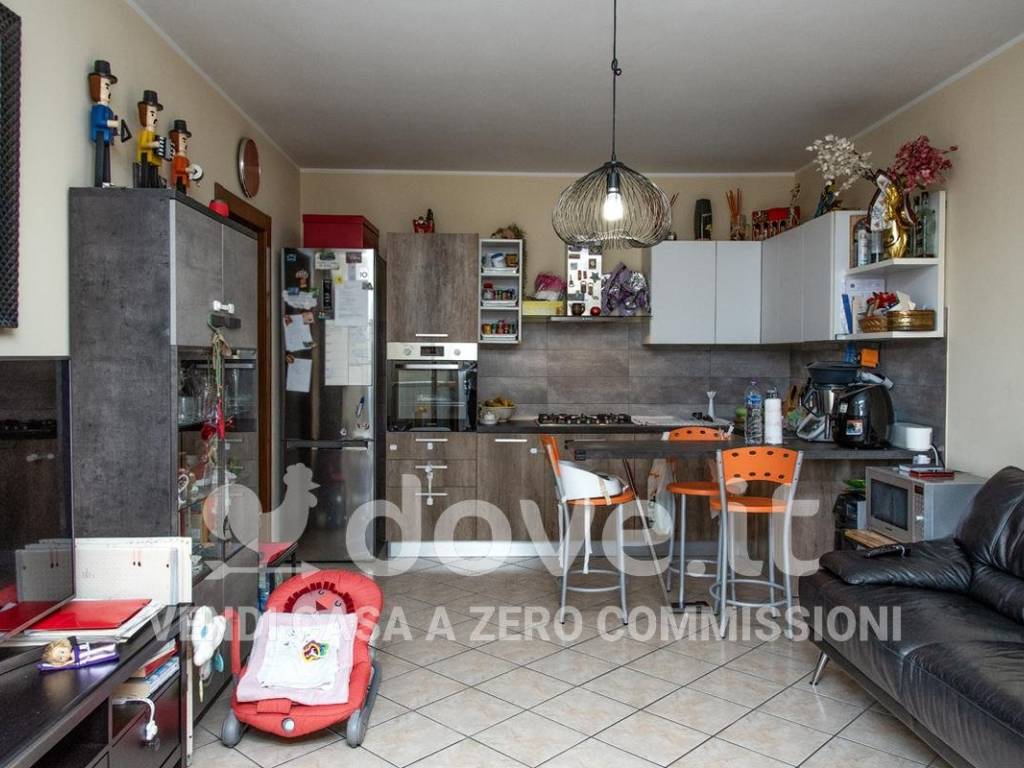 Appartamento a Latina in Via Salvatore Quasimodo, 22 - Foto 2