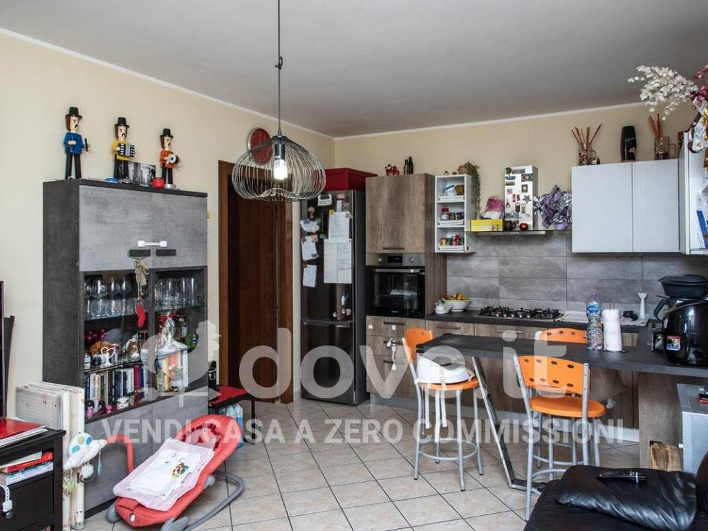 Appartamento a Latina in Via Salvatore Quasimodo, 22 - Foto 3