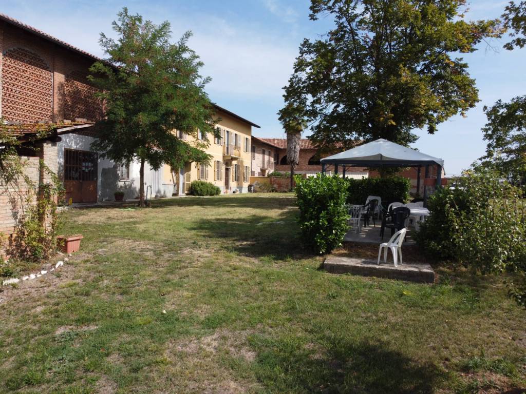 Villa a Moncalvo in Piazzale Stazione, 34 - Foto 5