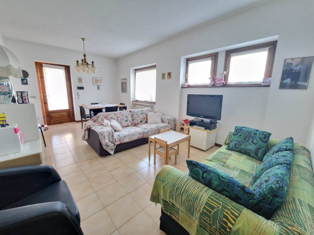 Appartamento a Colico in via case nuove, 35 - Foto 3