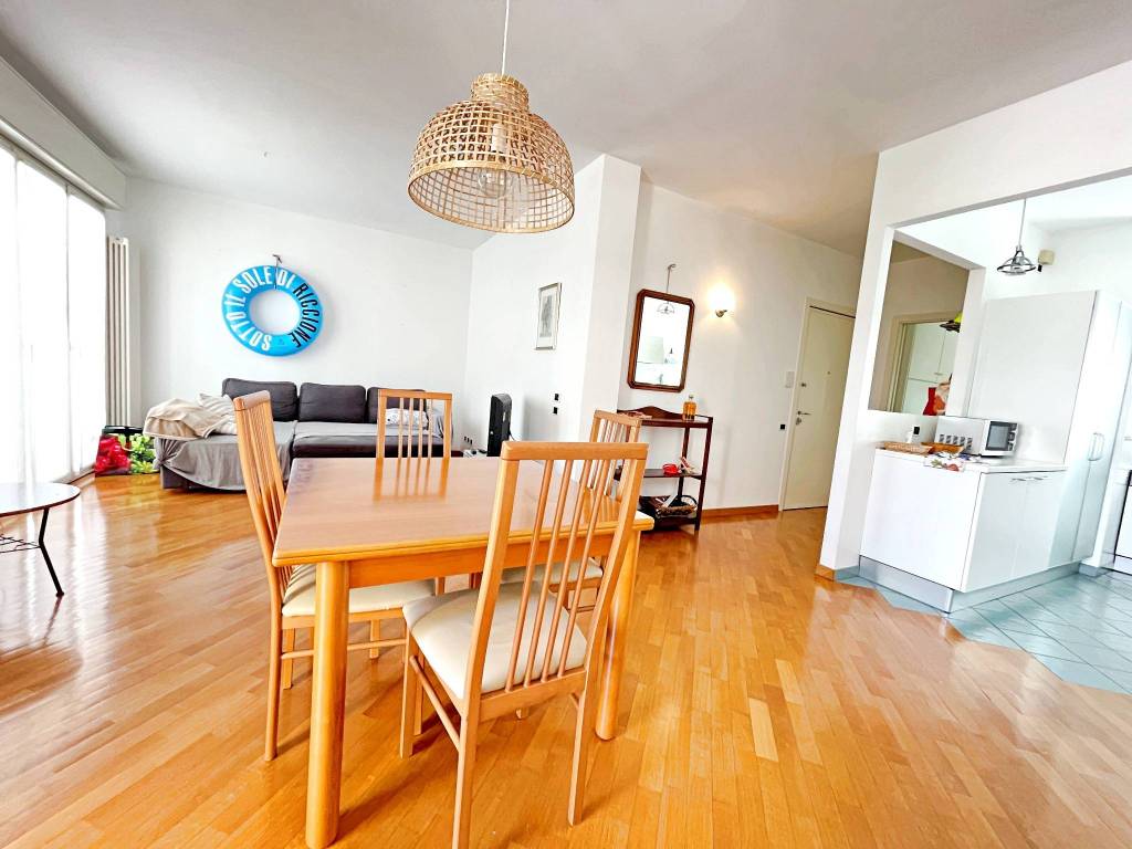 Appartamento a Riccione in Viale Alfredo Catalani, 9 - Foto 4