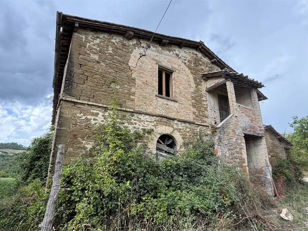 Rustico / casale a Gubbio in Monteluiano - Foto 2