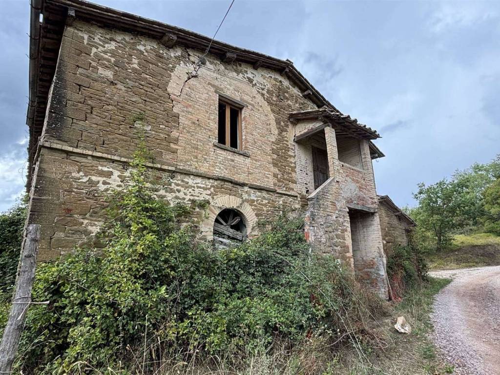 Rustico / casale a Gubbio in Monteluiano - Foto 3