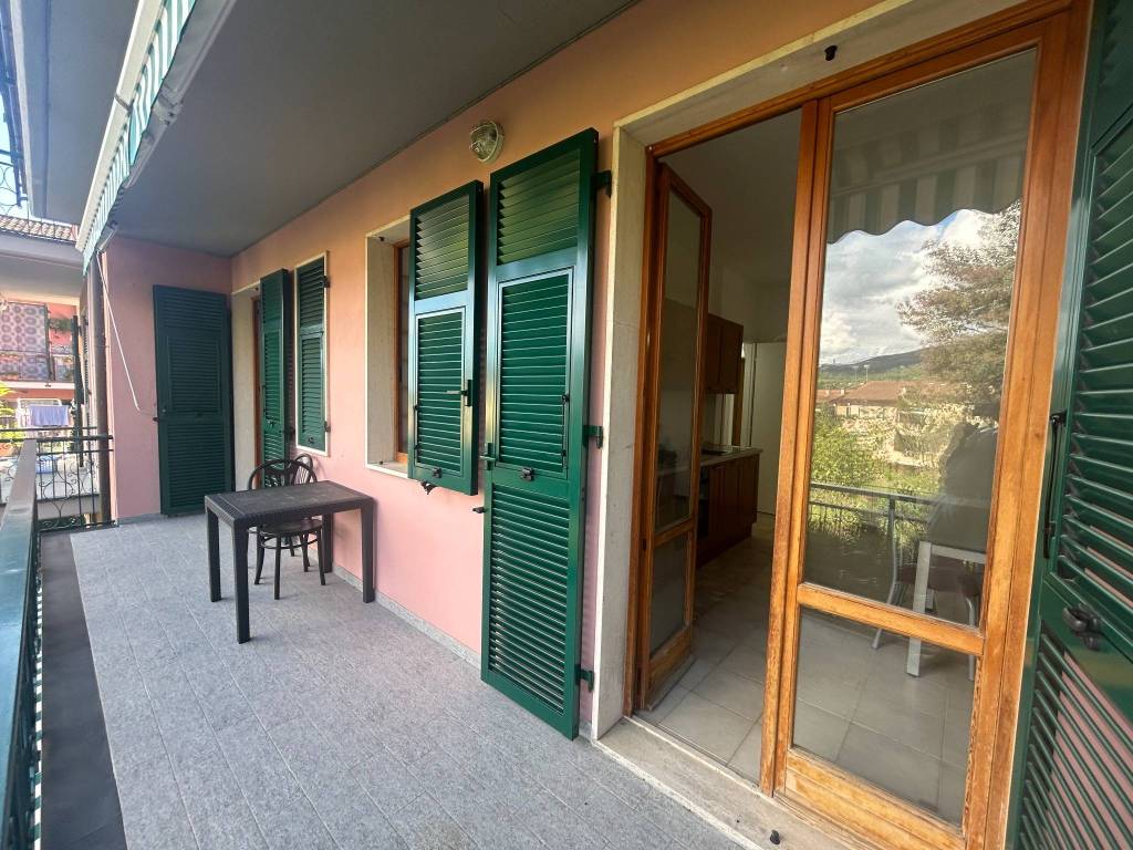 Appartamento a Sarzana in Via Paterno - Foto 2