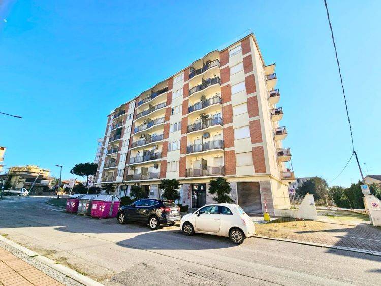 Appartamento a Comacchio in Viale della Paganella - Foto 2