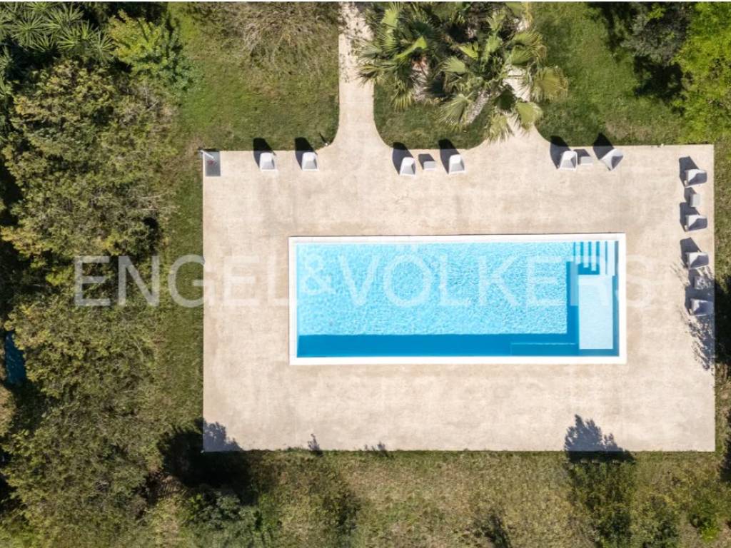 Villa a Carpignano salentino in Strada Provinciale Cursi Carpignano - Foto 2