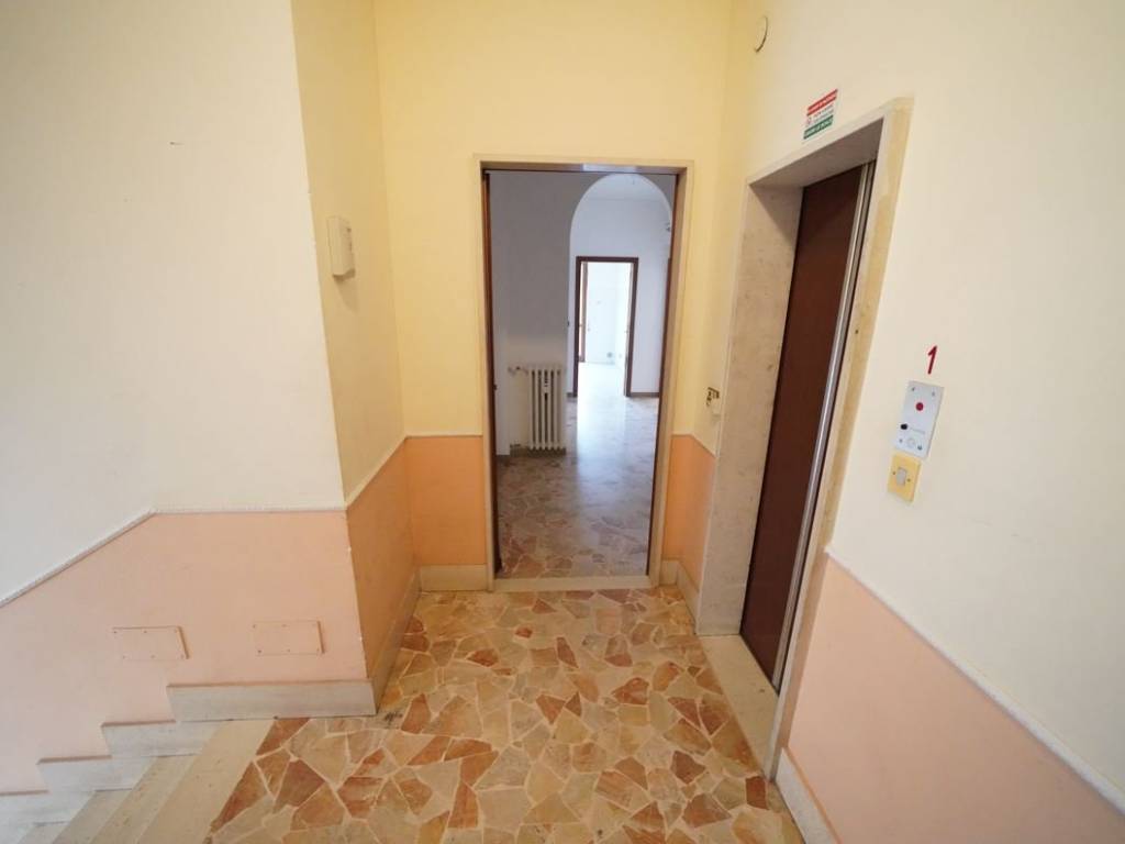 Appartamento a Ovada in Strada Vecchia Costa - Foto 2